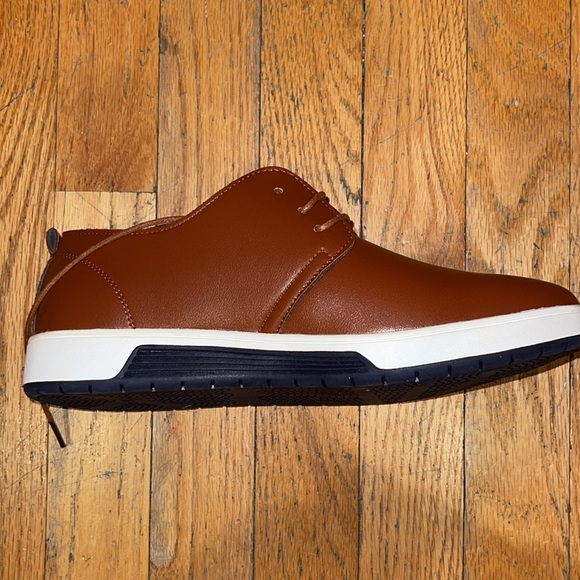 Konhill Leather Sneakers - Picture 3 of 4